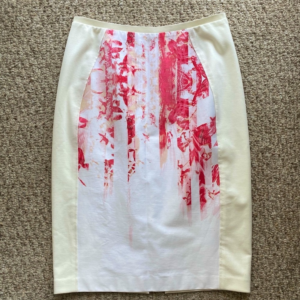 NWT T Tahari Ryan Pencil Skirt Women's Size 8